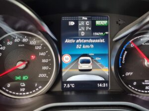 Distronic /Adaptiv fartpilot